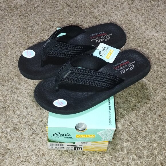 Cali From Skechers Vegan Yoga Foam Shoes Size US 10 NIB. Retail $45.00. - Picture 1 of 6